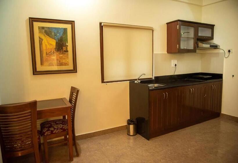 주니어 스위트, Maitri Sweet Living