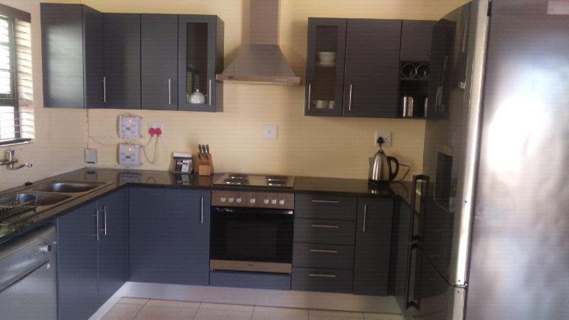 Апартаменты 3 Спальни, Jakobs Guesthouse & Cottage