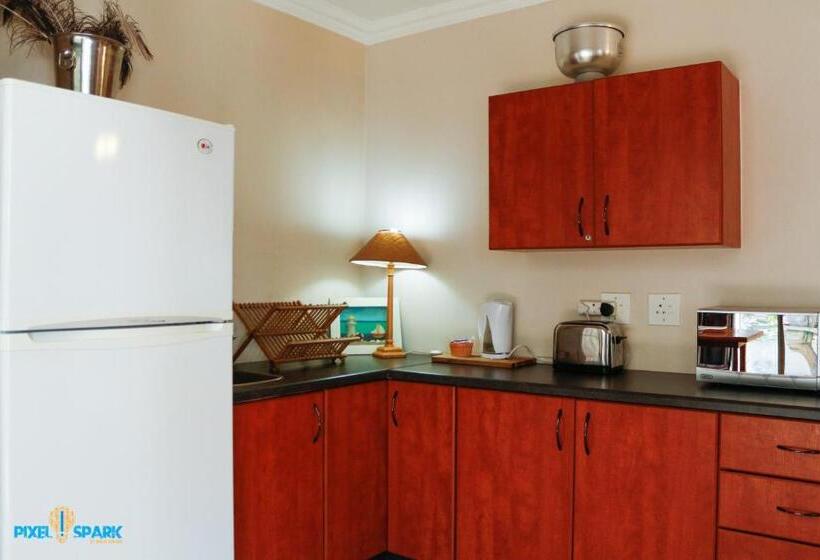 듀플렉스 스위트, Tyday Accommodation