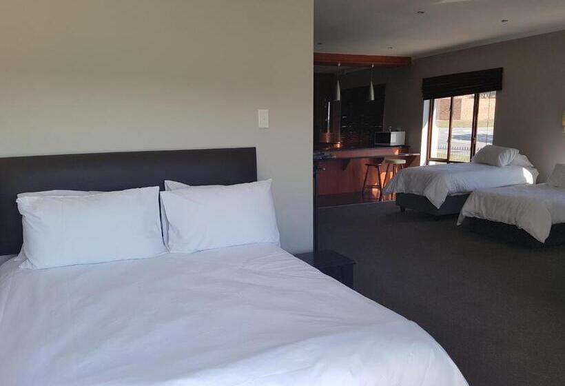 디럭스 4인 룸, Tyday Accommodation