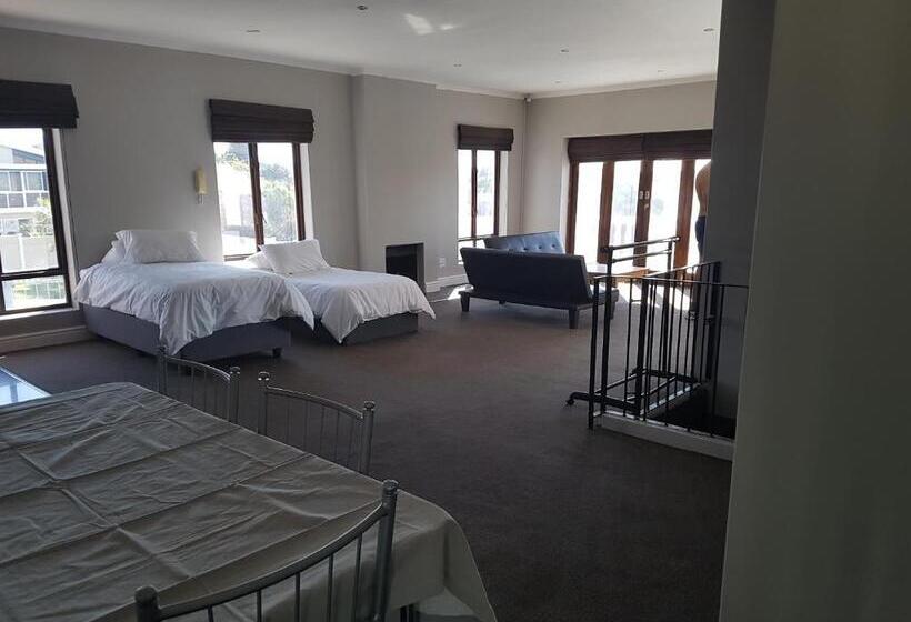Четырехместный Номер Deluxe, Tyday Accommodation