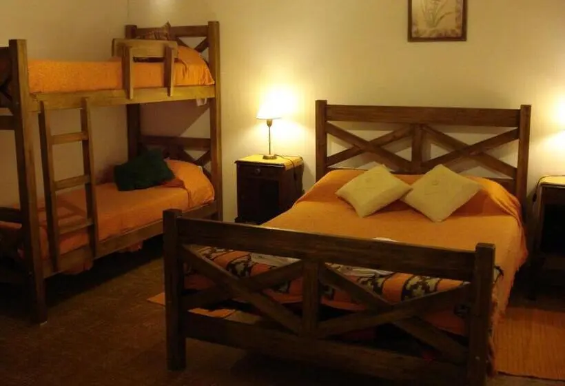 スタンダード4人部屋, Las Acacias Posada De Campo