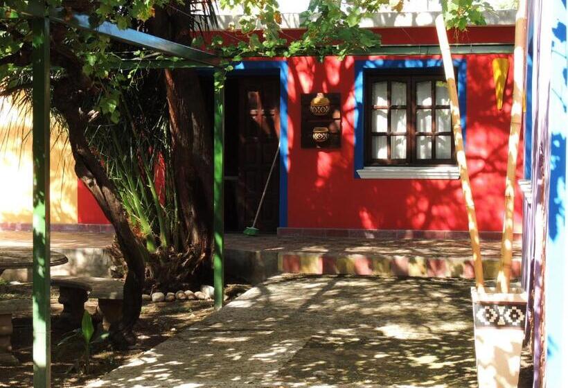 بنجلو قياسى, Apart Cabañas De La Plaza