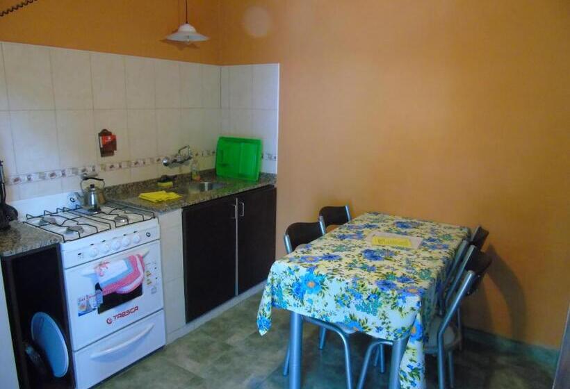 بنجلو قياسى, Apart Cabañas De La Plaza