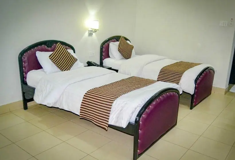 اتاق استاندارد, Akbar International