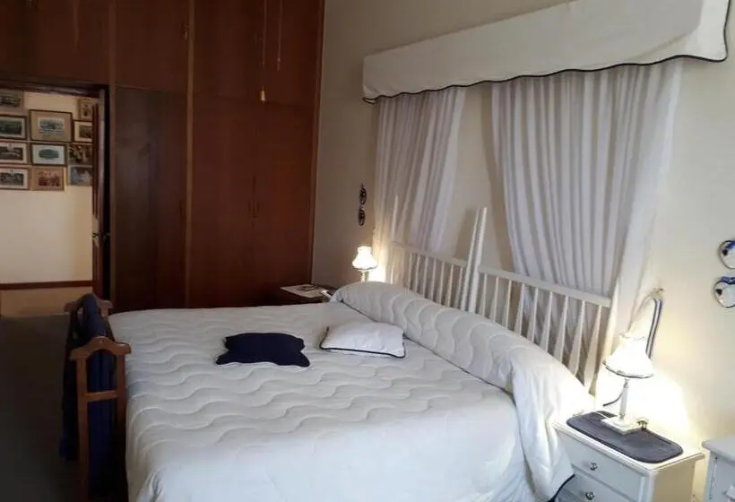 バス共有のスタンダードルーム, Bougain Villa Guesthouse