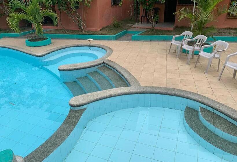 2-Schlafzimmer-Villa, Cabañas Ecologicas Cayapas