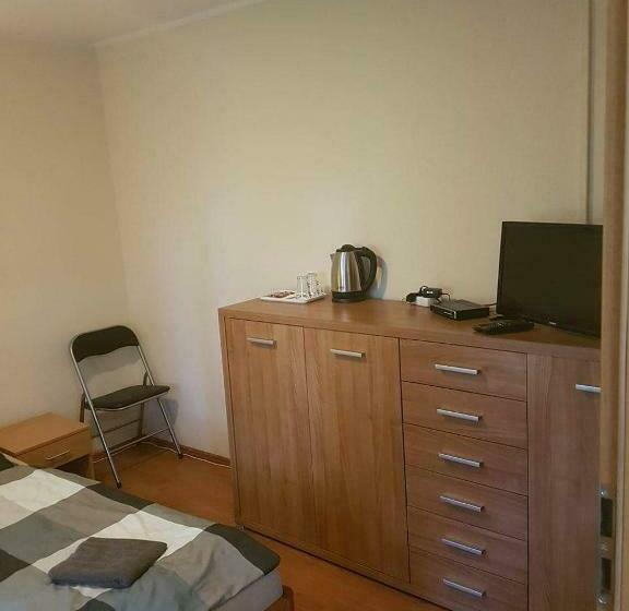 スタンダードルーム, Guest House Meat Heads Pub