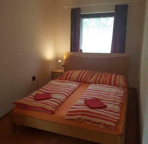 バス共有のスタンダードルーム, Guest House Meat Heads Pub