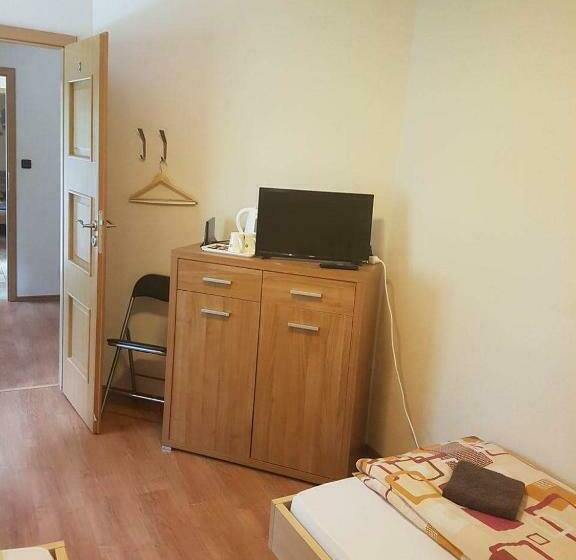 バス共有のスタンダードルーム, Guest House Meat Heads Pub