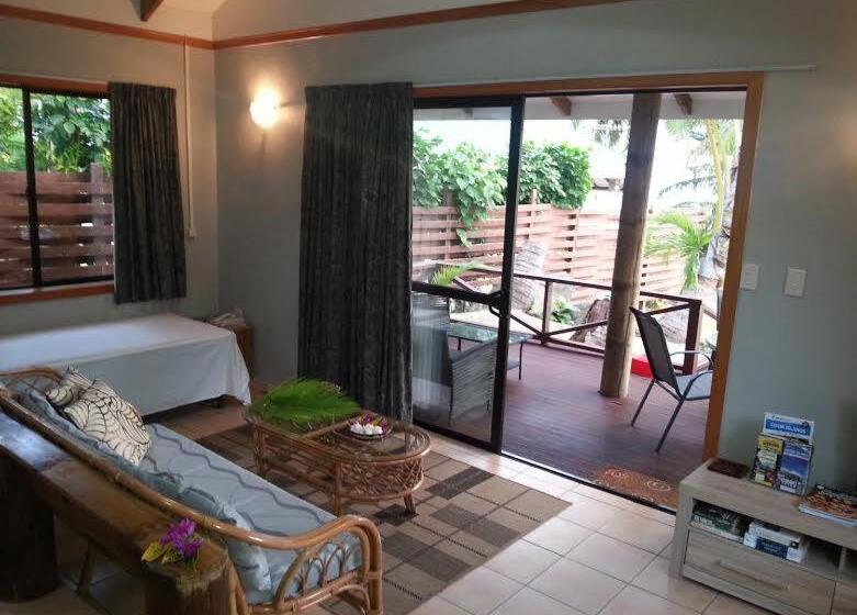 بانگلوی استاندارد, Sunset Palms Rarotonga