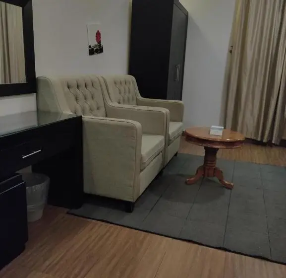 デラックススタジオ, Vision 2 For Residential Units