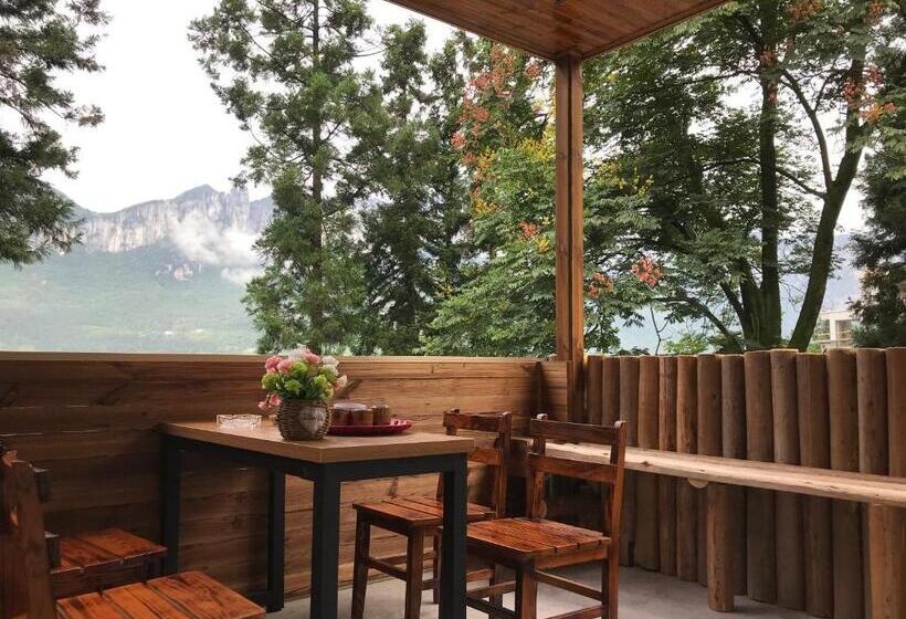 חדר דחוקס עם מיטת קינג, Enshi Grand Canyon Chunlun Farmstay