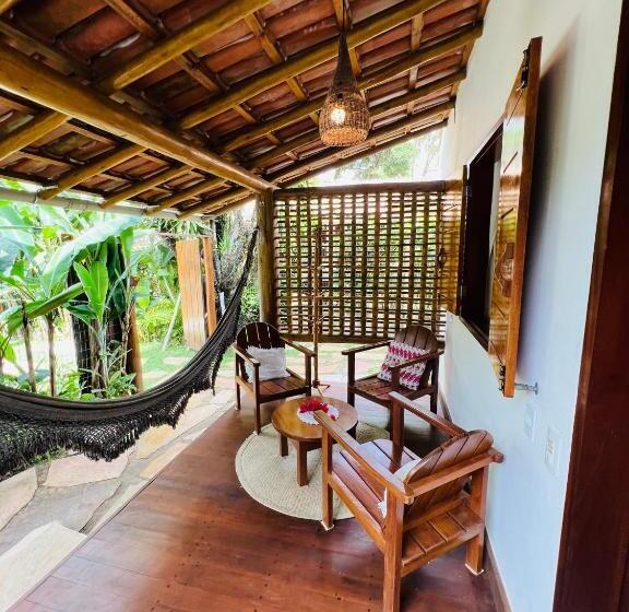 Трехместный Номер Стандарт Вид на Бассейн, Pousada Pandoro