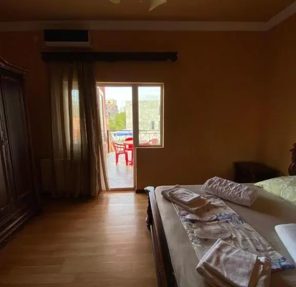 اتاق استاندارد با سرویس بهداشتی مشترک, Villa Jakos Paradise