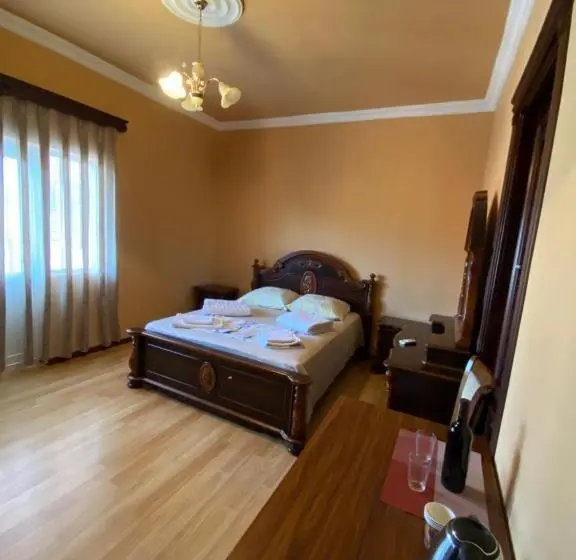 اتاق استاندارد با سرویس بهداشتی مشترک, Villa Jakos Paradise