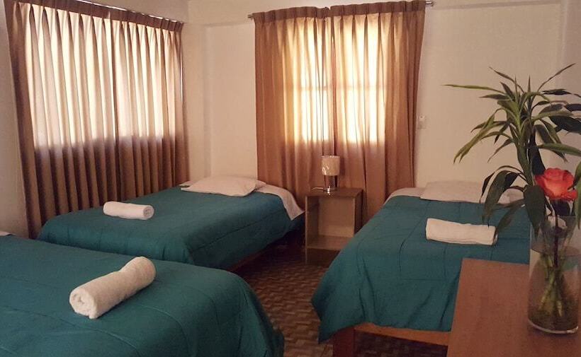 标准三人间, Tambo De Ollantay