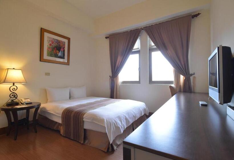 اتاق استاندارد, Yago Inn