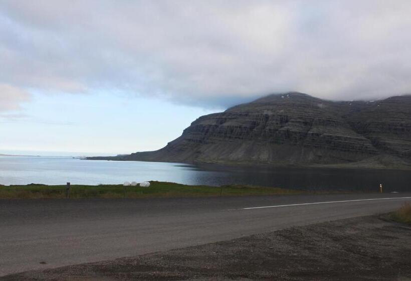 آپارتمان 2 خوابه, Lindarbrekka