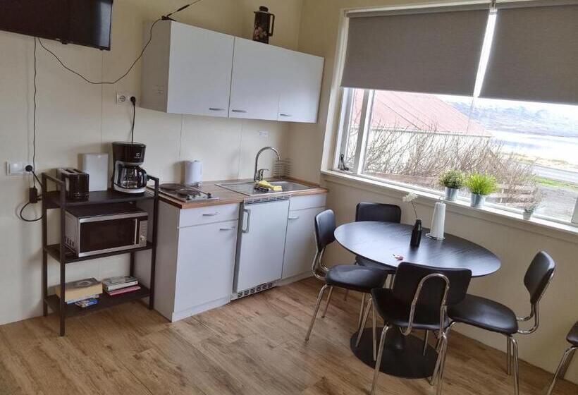 آپارتمان 2 خوابه, Lindarbrekka