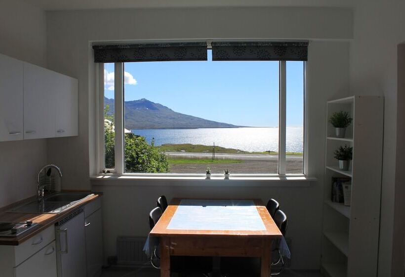 آپارتمان 2 خوابه, Lindarbrekka