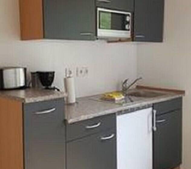 آپارتمان 2 خوابه, Lindarbrekka