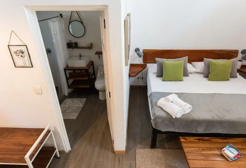 Superior Neljän Hengen Huone, Believe Surf & Yoga Lodge Santa Teresa