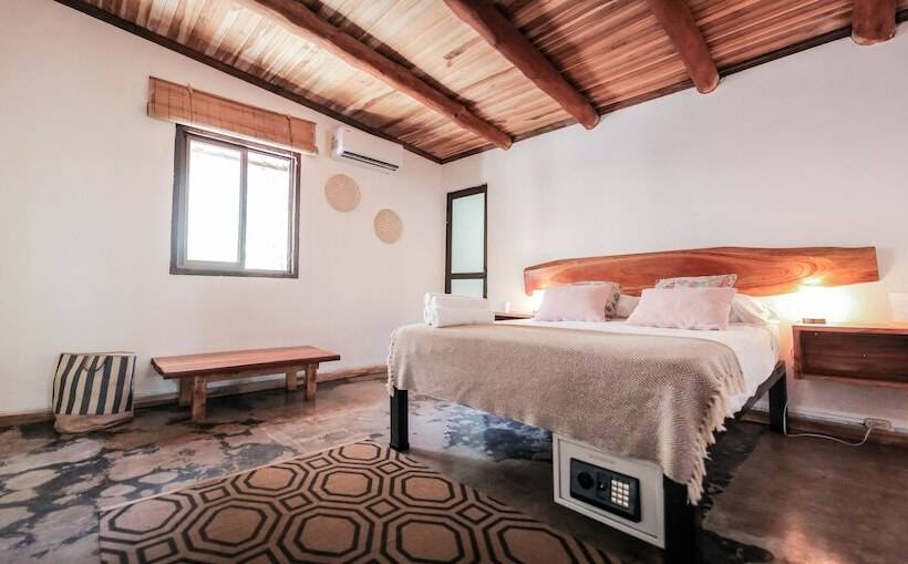 Номер Стандарт, Believe Surf & Yoga Lodge Santa Teresa