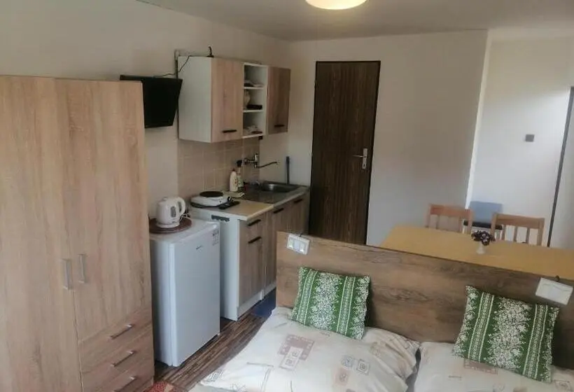 １ベッドルームハウス, Guest House Krahulec