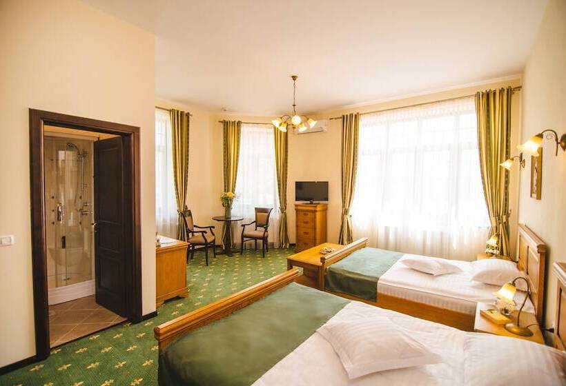 غرفة ديلوكس, Karlhof