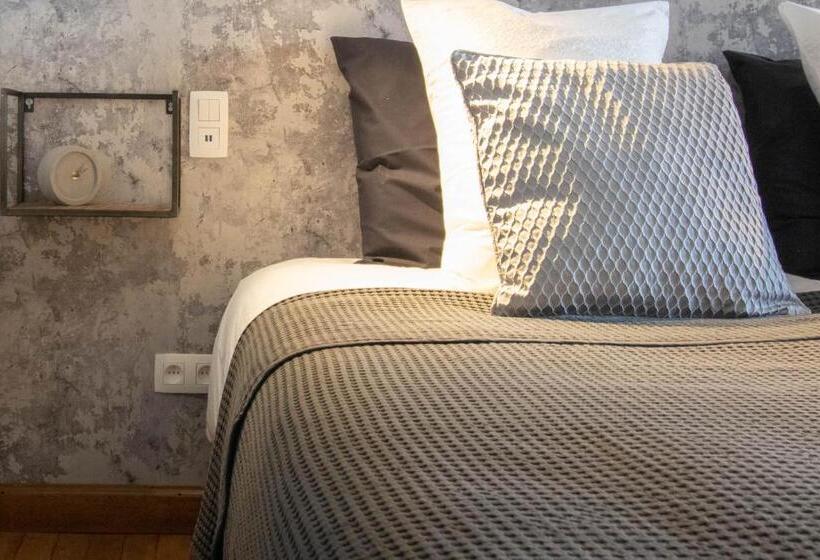 带大床的豪华间, Porta Superia Boutique B&b