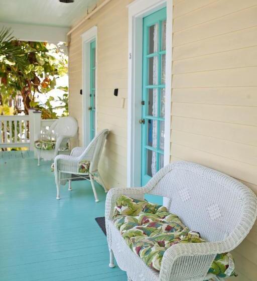 Люкс с Балконом, Seaport Inn