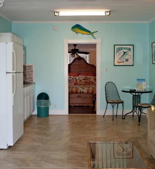 Люкс с Балконом, Seaport Inn