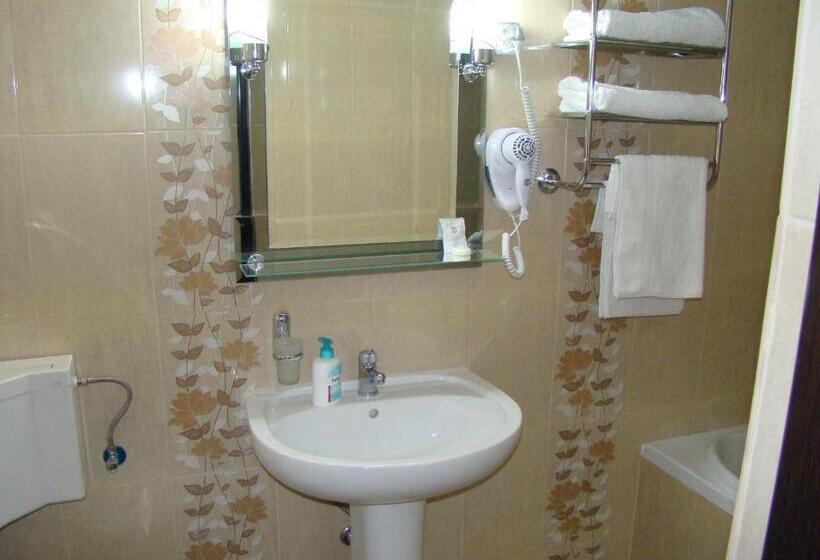 带阳台的高级房间, Pensiunea Magnolia