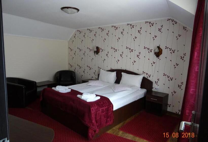 带阳台的高级房间, Pensiunea Magnolia