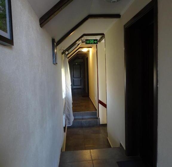 带阳台的高级房间, Pensiunea Magnolia