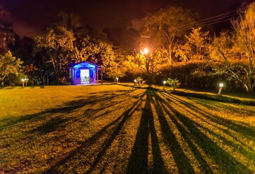 标准单人间, Hospedaria Abbud & Fernandez