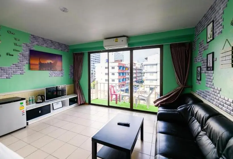 اتاق استاندارد با بالکن, Happy Vikings Beachfront