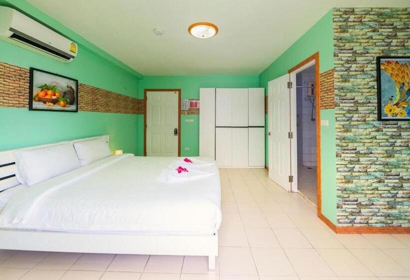 带大床的套房, Happy Vikings Beachfront