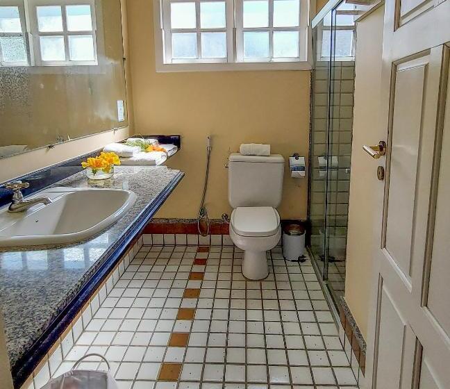 חדר סטנדרט לארבעה נוף לים, Pousada Ponta De Areia