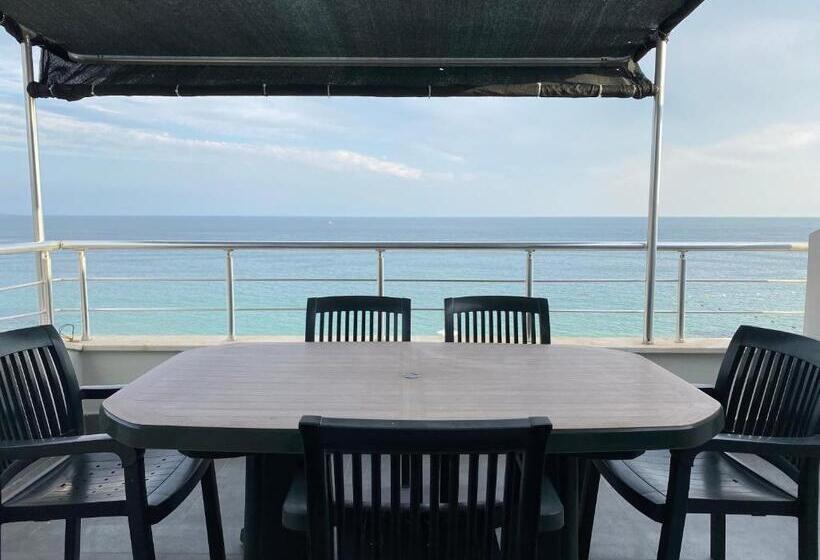 Suite amb Terrassa, Seaside Apart