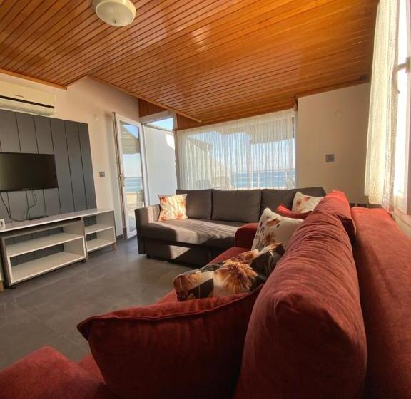 Suite amb Terrassa, Seaside Apart