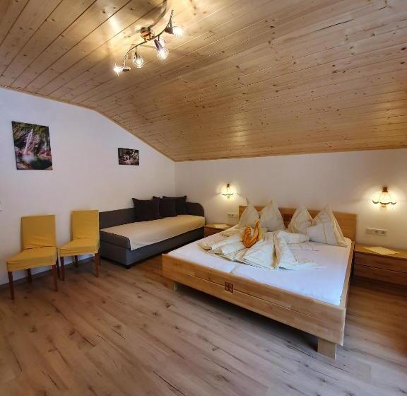 דירת חדר, Ferienhof Sturm