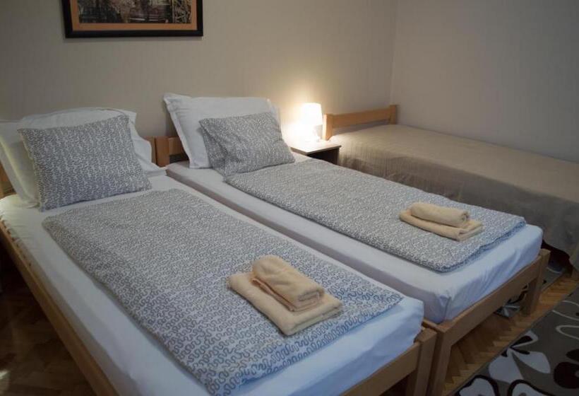اتاق راحتی سه تخته, Guest House Dimitrije