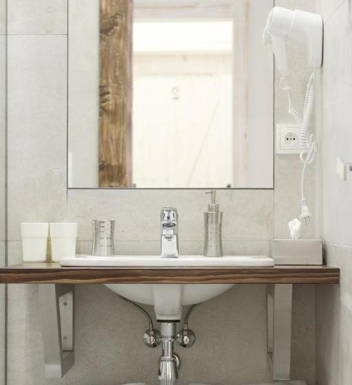 Quarto Estandar, Largo