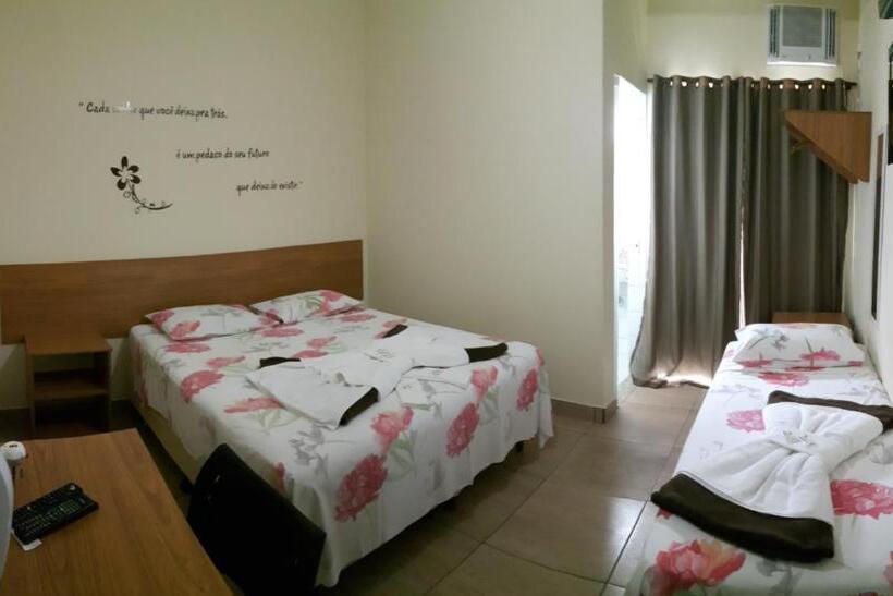 Номер Стандарт Трехместный, Pousada Casagrande Roma