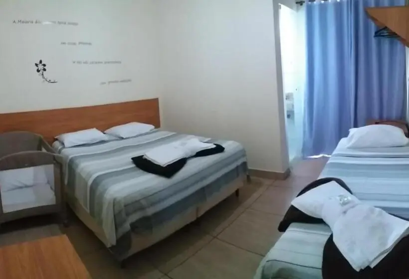 スタンダードトリプルルーム, Pousada Casagrande   Roma