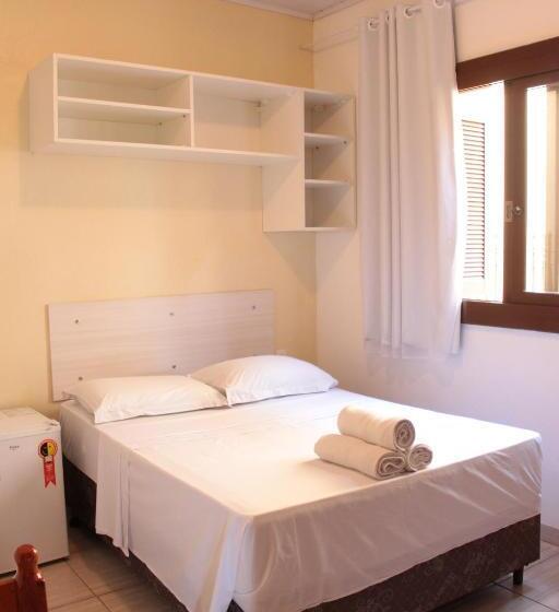 اتاق استاندارد سه نفره, Pousada Don João