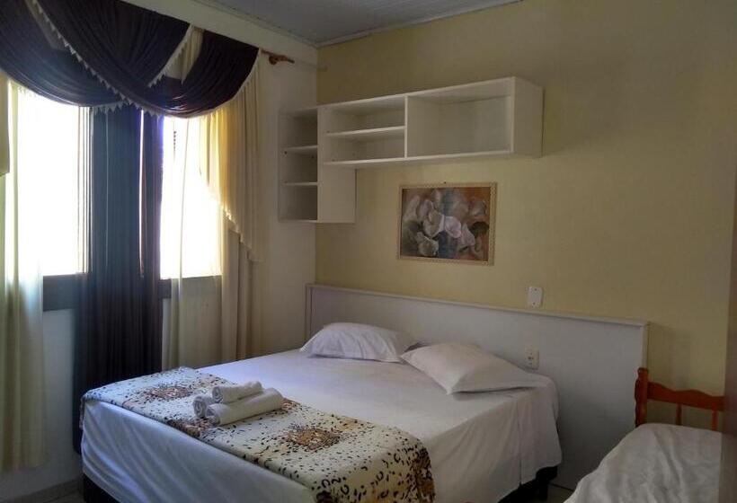 اتاق استاندارد سه نفره, Pousada Don João