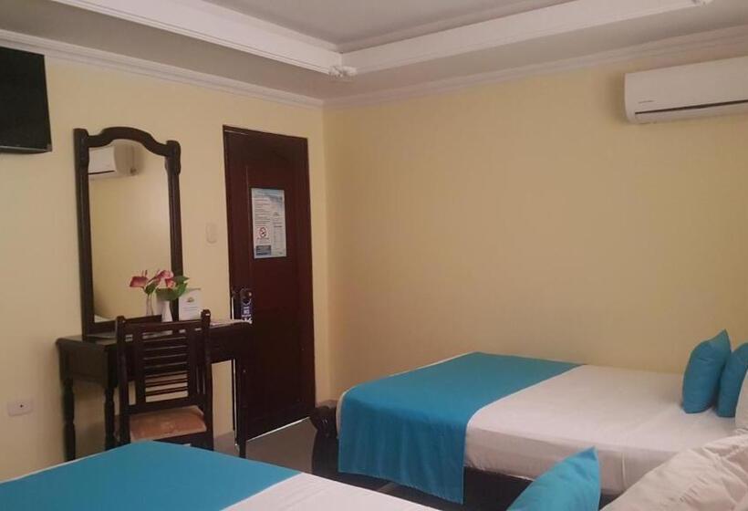 اتاق استاندارد سه نفره, Sol Del Este